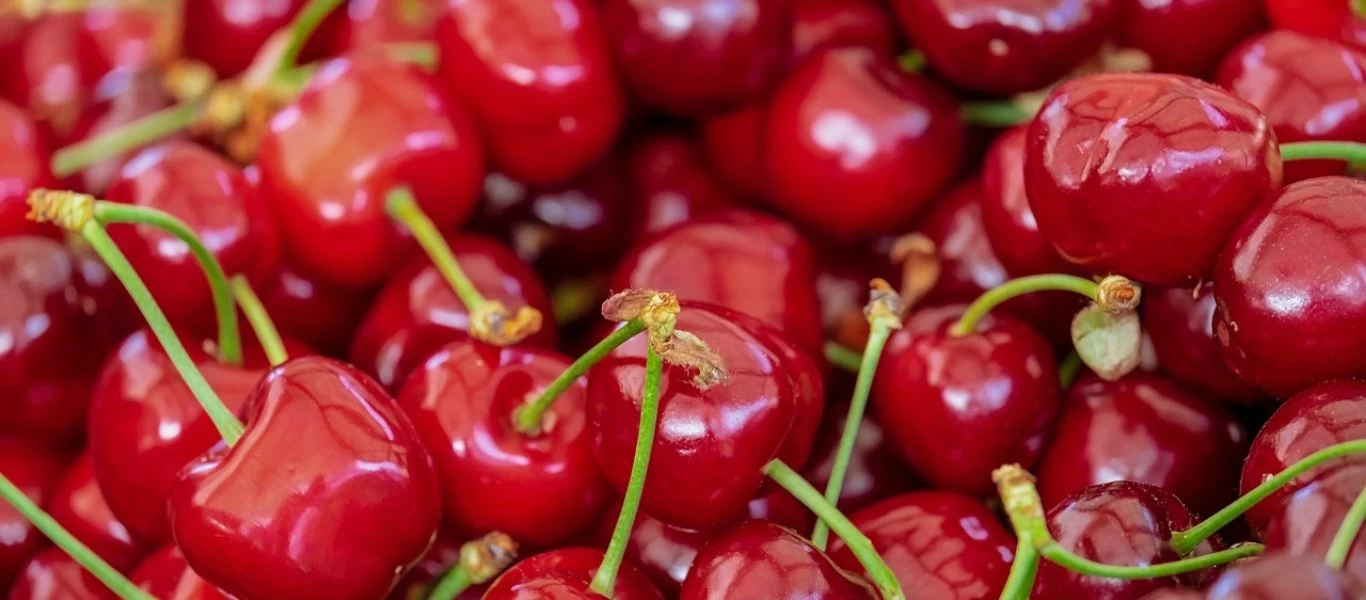 Κεράσια: Τρεις λόγοι να τα βάλετε στη διατροφή σας - Υγιές και λαμπερό δέρμα